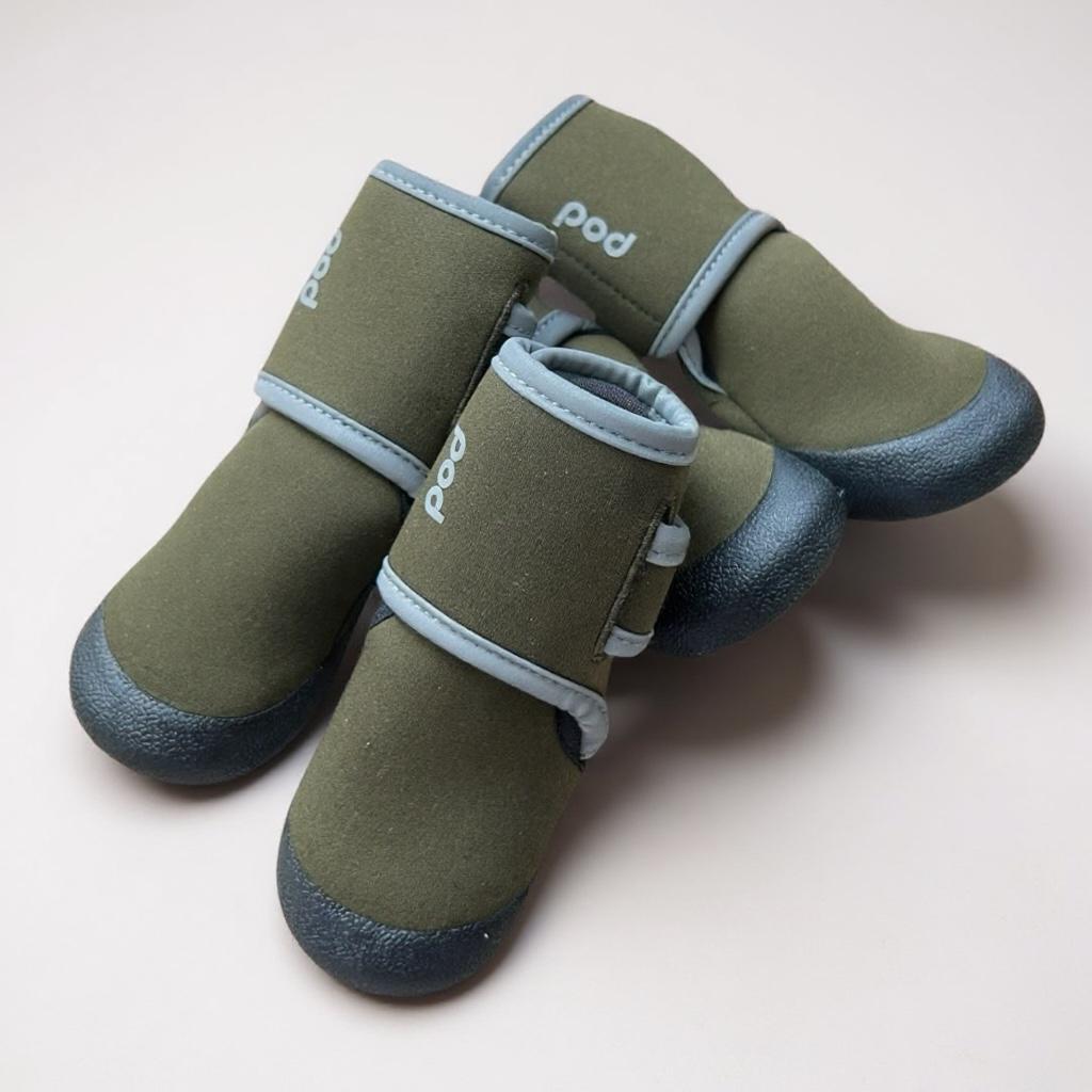 POD Rain Boots Thick base and Straps